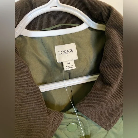 NWT J.Crew quilted barn jacket - Picture 5 of 12